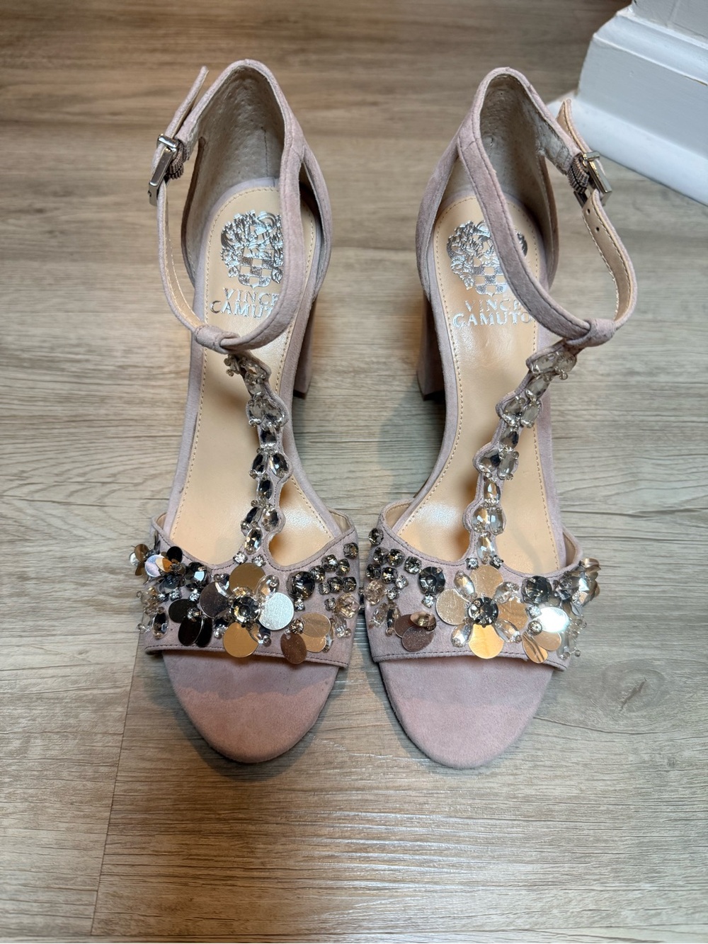Vince Camuto Serafine Jeweled Suede T-Strap Block Heel Sandals size 7.5